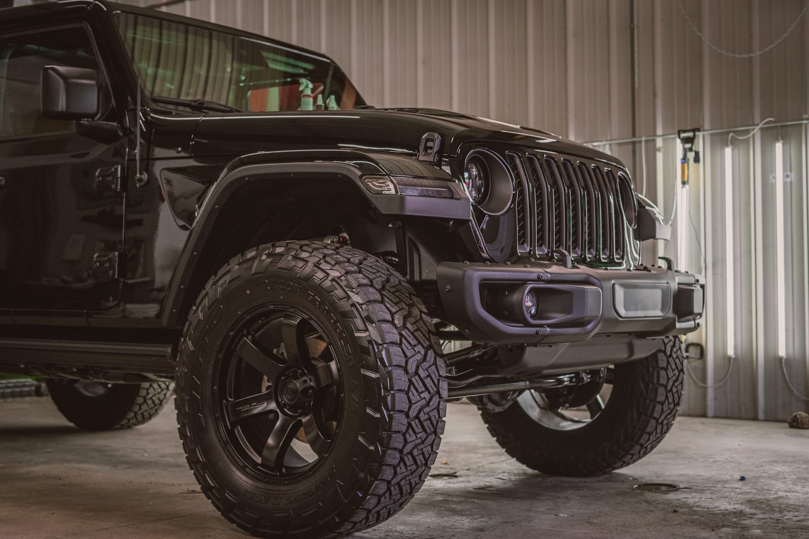 Jeep Wrangler; exterior detail & protection